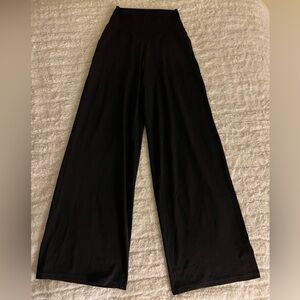 Offline by Aerie Real Me Xtra High Waisted Trousers - True Black